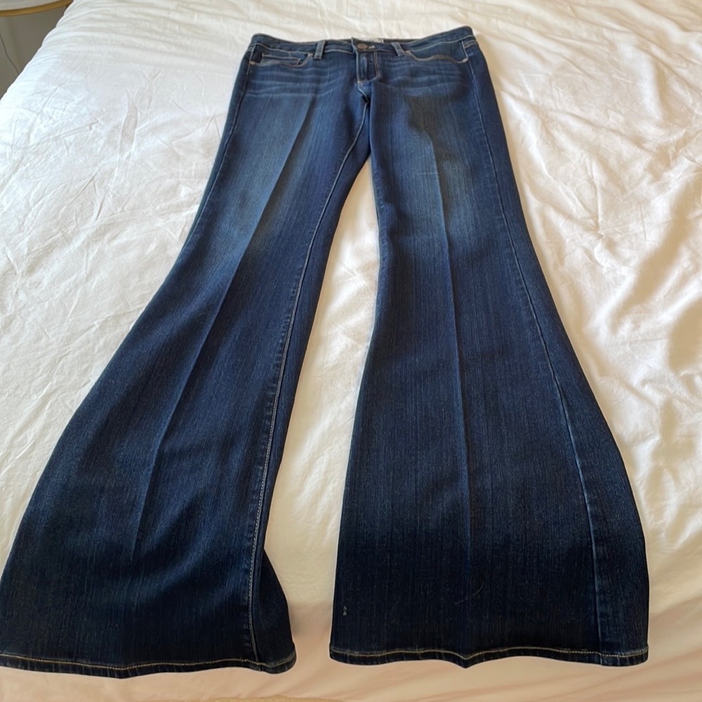 High rise bell canyon flare jeans. Brand is PAIGE.